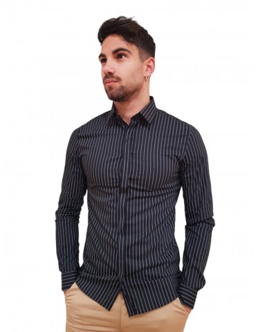 Calvin Klein camicia slim fit nera rigata Stainshield Strip k10k110917-0gn